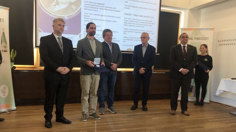 2. kategória győztese: Tóth Péter borász (A Somló borászati értékeinek megőrzéséért és gazdagításáért)